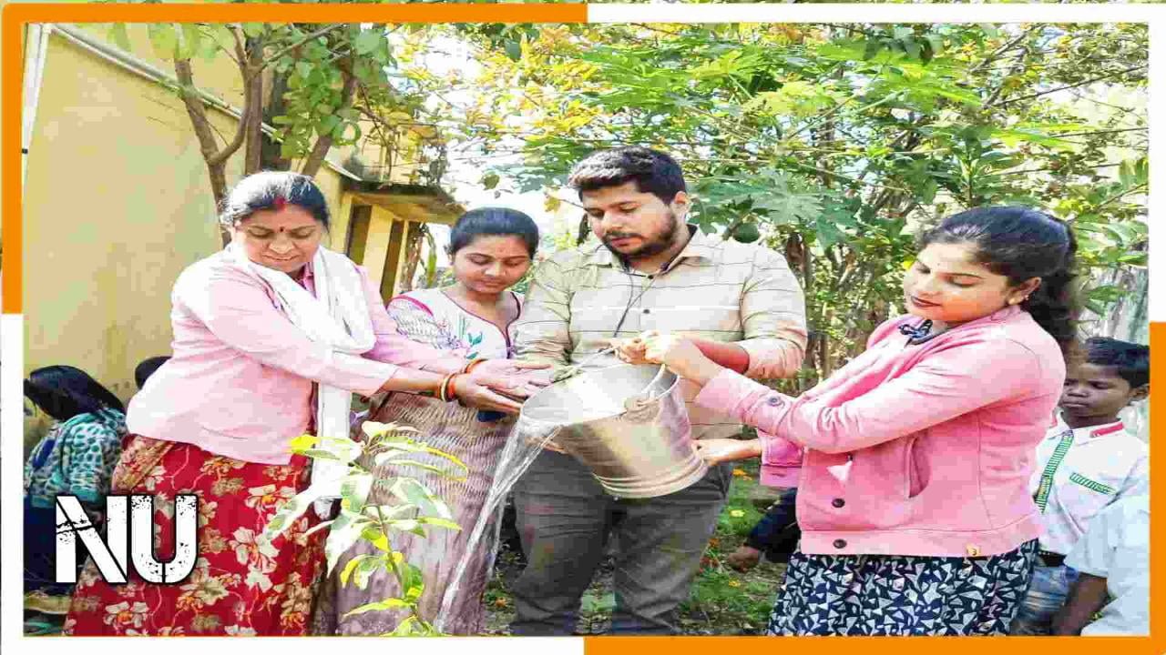 Tulsi Pujan Diwas 2023: युवाओं ने भारत रत्न अटल बिहारी वाजपेई जयंती व तुलसी पूजन दिवस पर आम व तुलसी पौधारोपण कर "सुशासन दिवस" ली शपथ