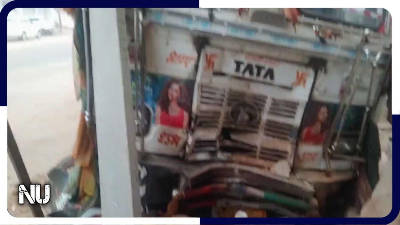 Shivpuri में ट्रक ने बाइक सवारों को रौंदाबिजली के खंबे से टकराया ट्रक, दो की मौके पर मौत