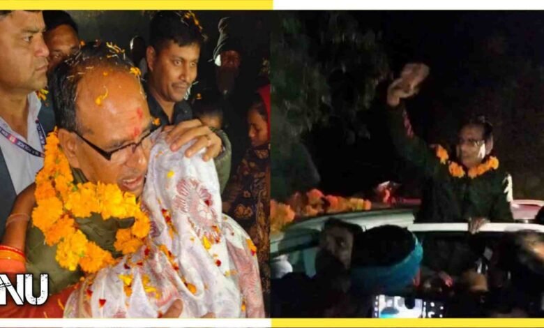 कड़कड़ाती ठंड में भी देर रात बाट जोहती रही लाड़ली बहने शिवराज के काफिले के पीछे दौड़ा युवक