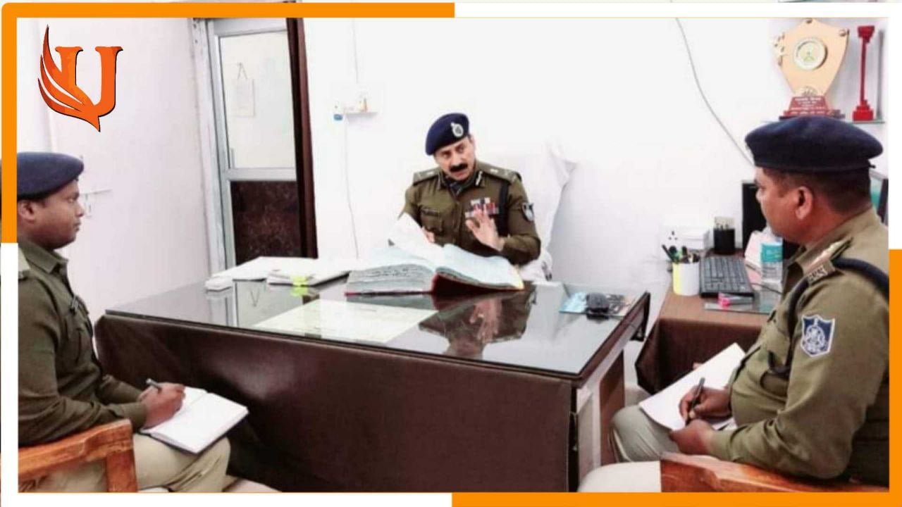 ADGP DC सागर सहित संभाग के तीनों SP देर रात औचक निरिक्षण पहुँच गए थाना जानिए फिर क्या हुआ