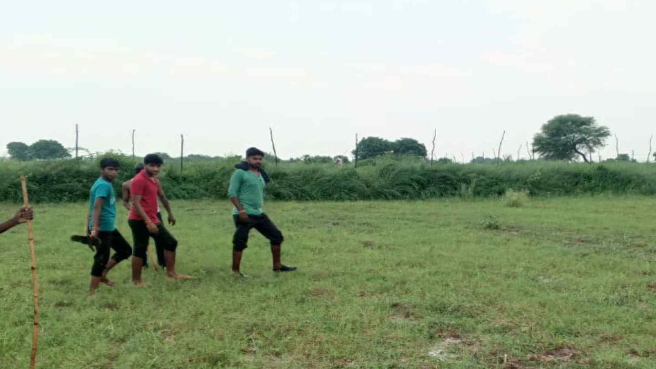 आसमानी बिजली गिरने से किसान की भैंस की हुई मौत