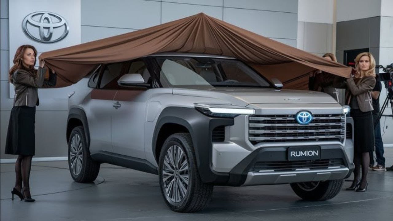 टोयोटा ने मचाया धूम लॉन्च किया अपनी 7 सीटर New Toyota Rumion car मिलेगा बाहुबली इंजन और 25 kmpl का माइलेज