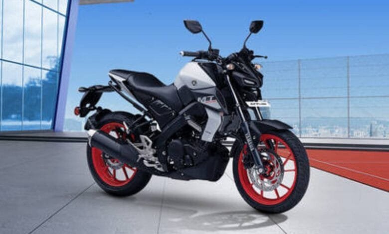 Yamaha MT-15 V2 की इस स्पोर्ट्स बाइक में आपको मिलेगा 52 km का माइलेज और कई आधुनिक फीचर्स जाने कीमत