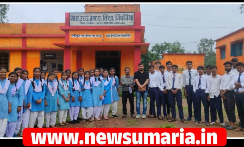 (उमरिया)आयुष्मान उमंग स्कूल हैल्थ एण्ड वेलनेस कार्यक्रम संपन्न
